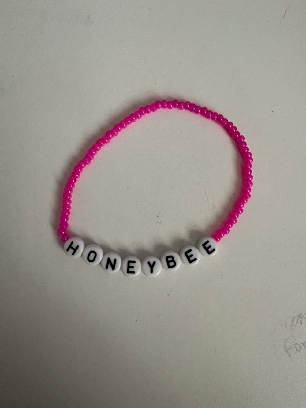Olivia Rodrigo “honeybee” bracelet